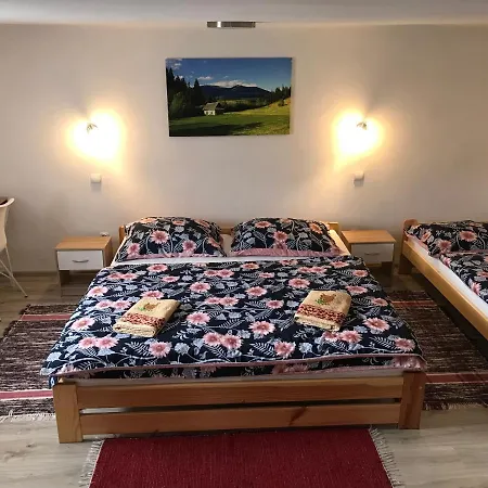 Jedlicka Apartman *